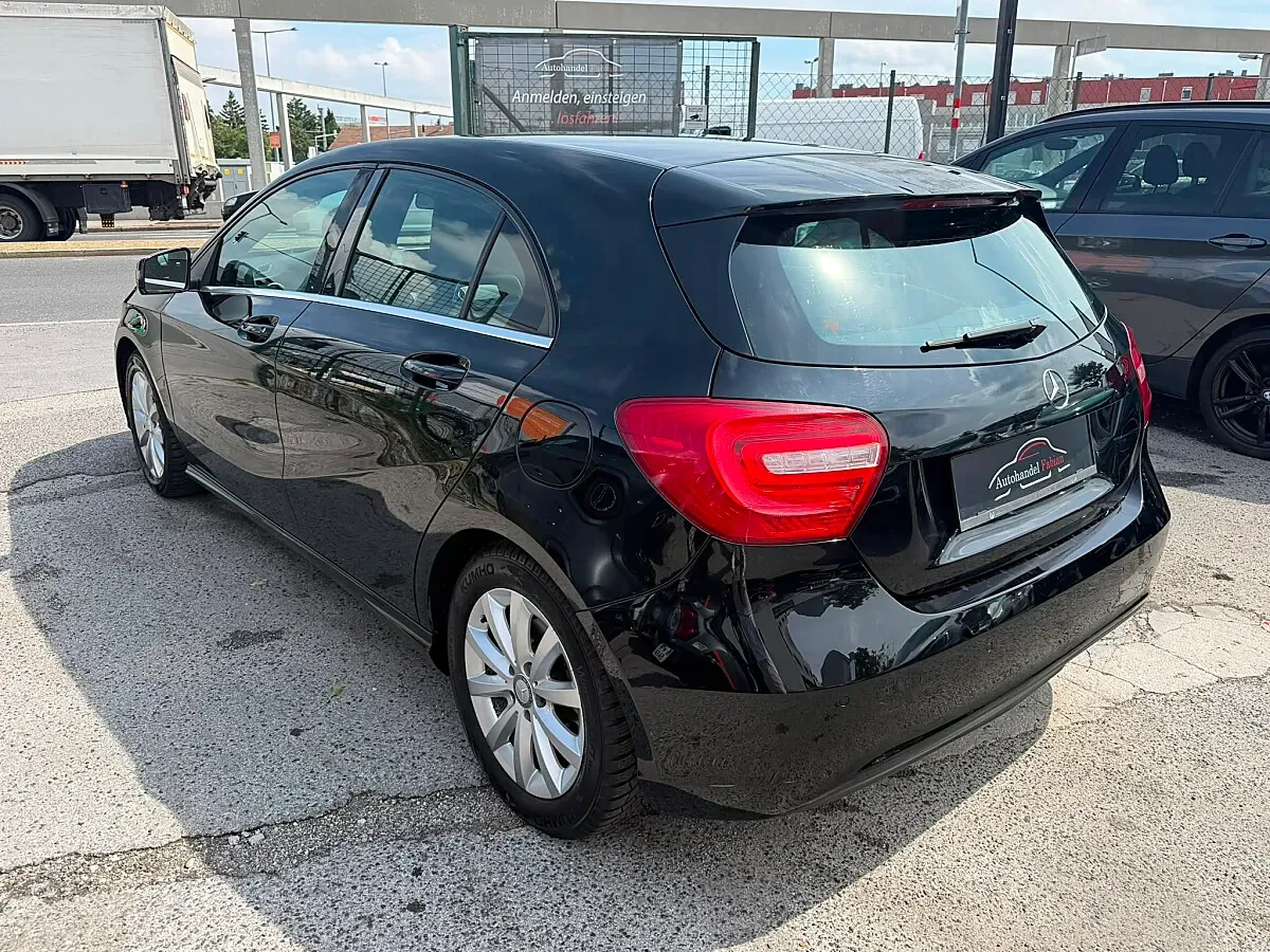Mercedes-Benz A-Class 2015 photo 3