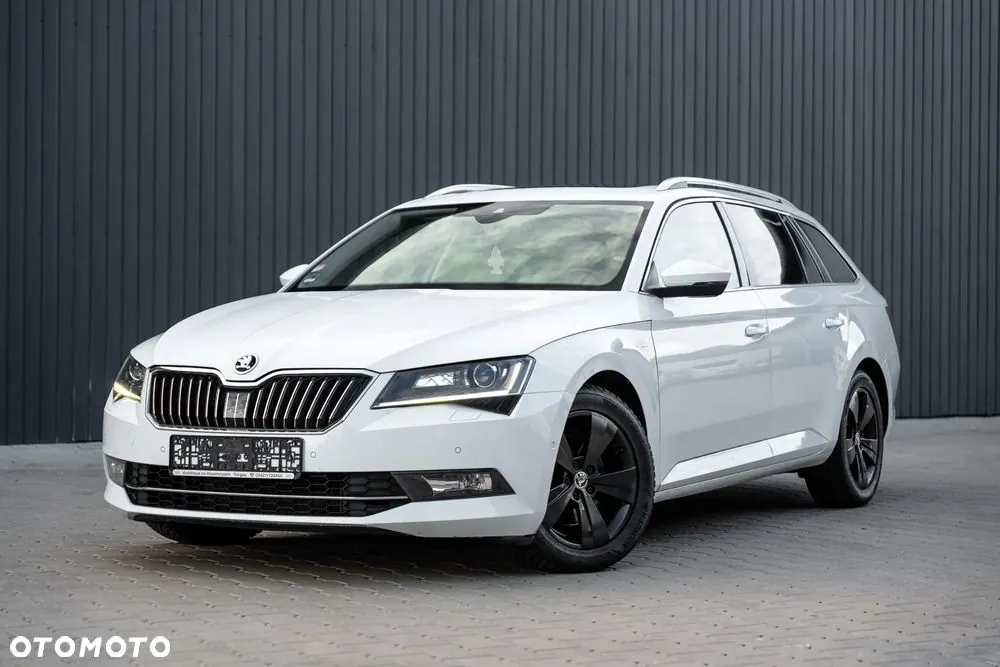 Skoda Superb 2016 photo 2