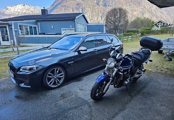 BMW M550D 2014 photo 4