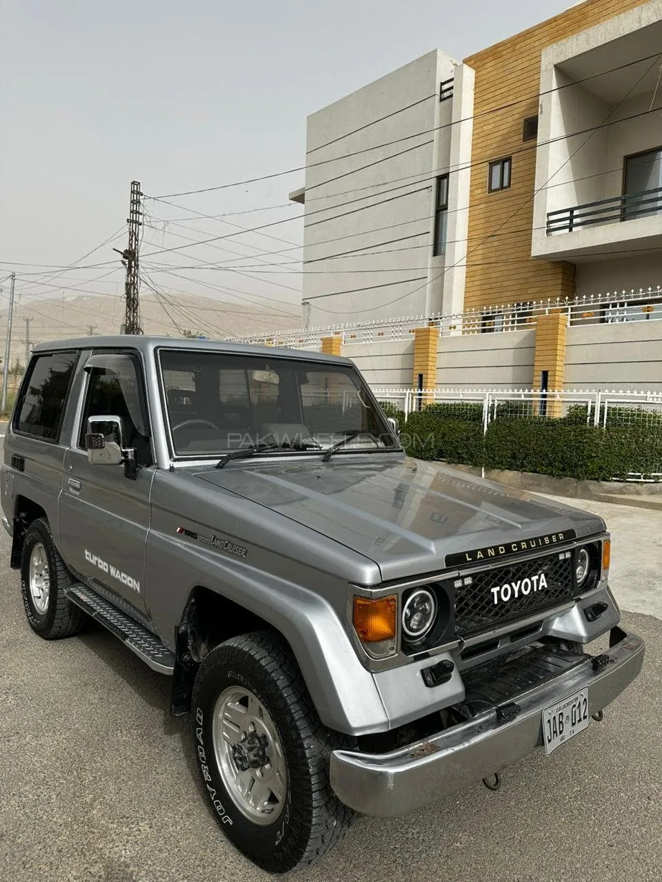 Toyota Land Cruiser