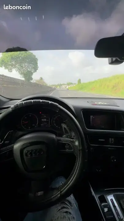 Audi Q5 2012 photo 2