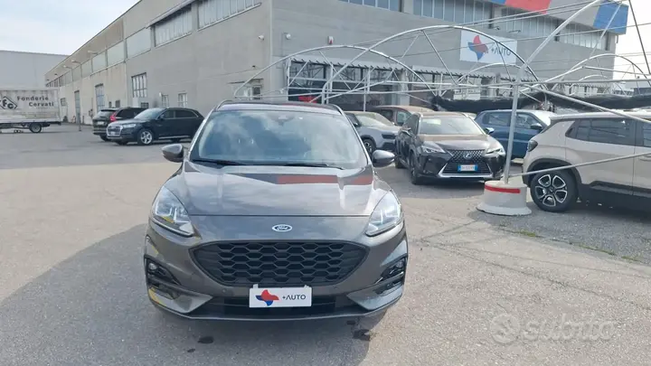 Ford Kuga 2022 photo 2