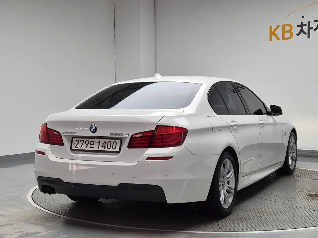 BMW 5 Series 2013 photo 3