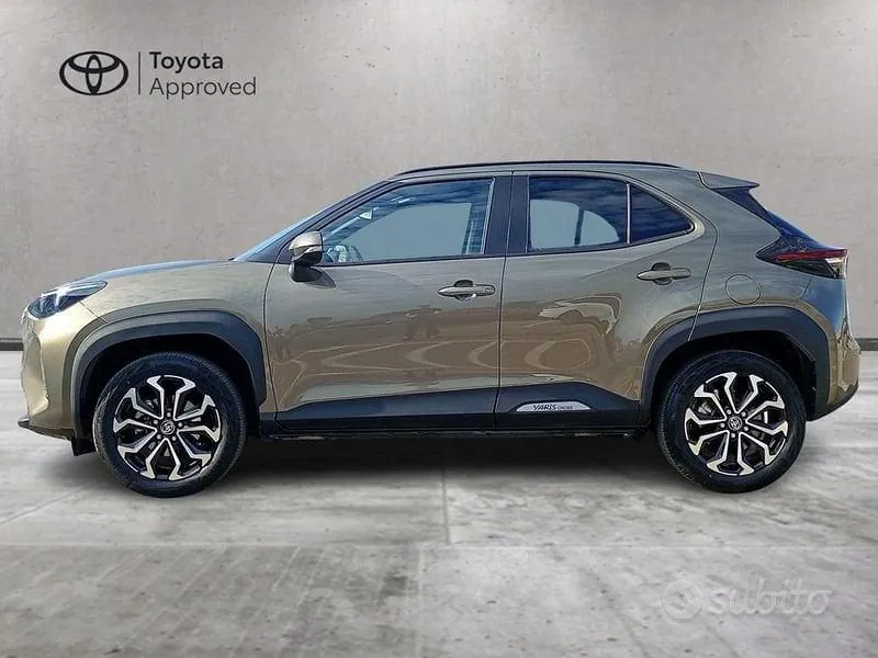 Toyota Yaris Cross 2023 photo 3