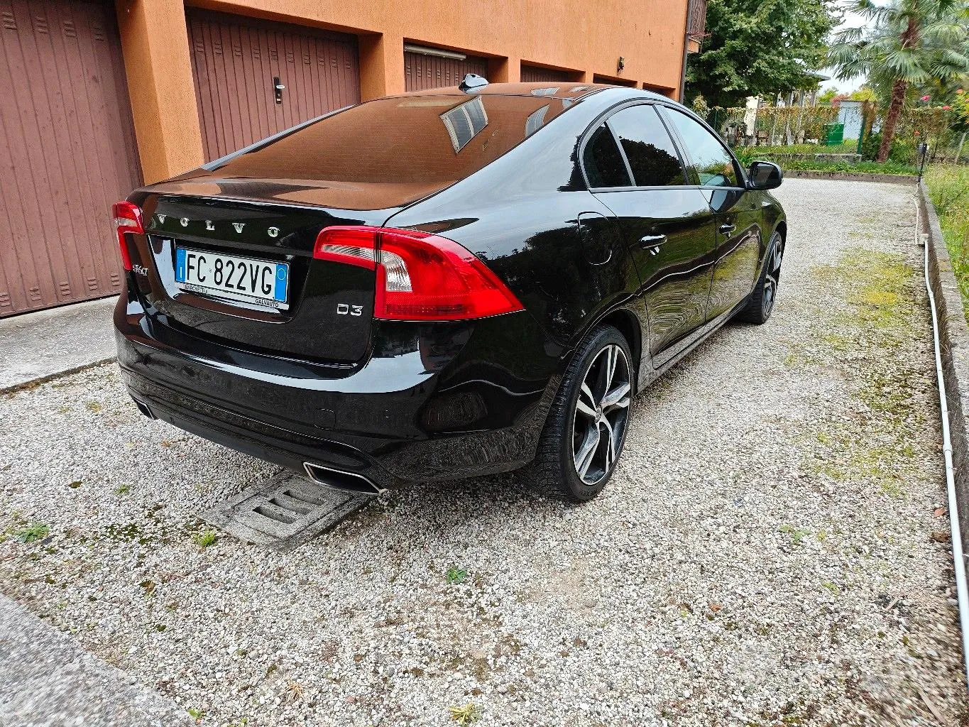 Volvo S60 2016 photo 2