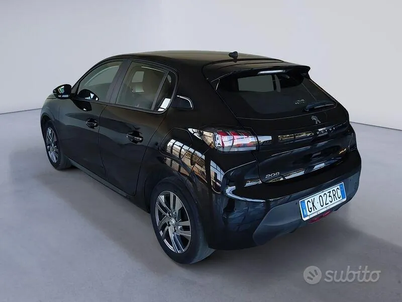 Peugeot 208 2022 photo 5