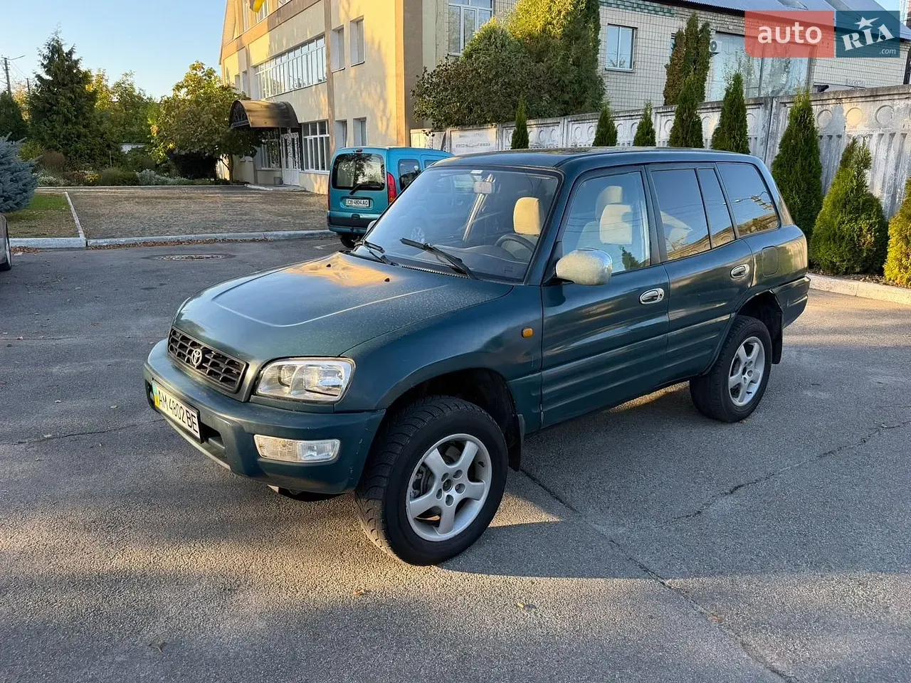 Toyota Rav4 1997 photo 3