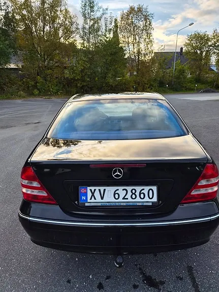 Mercedes-Benz C200 2006 photo 4