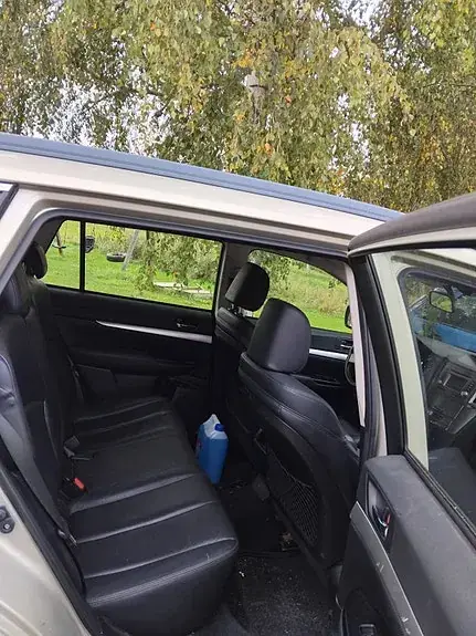 Subaru Outback 2012 photo 4