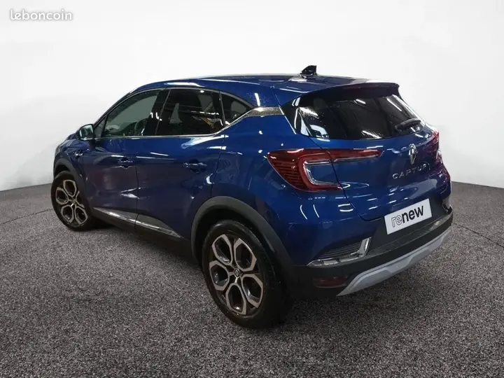 Renault Captur 2022 photo 3