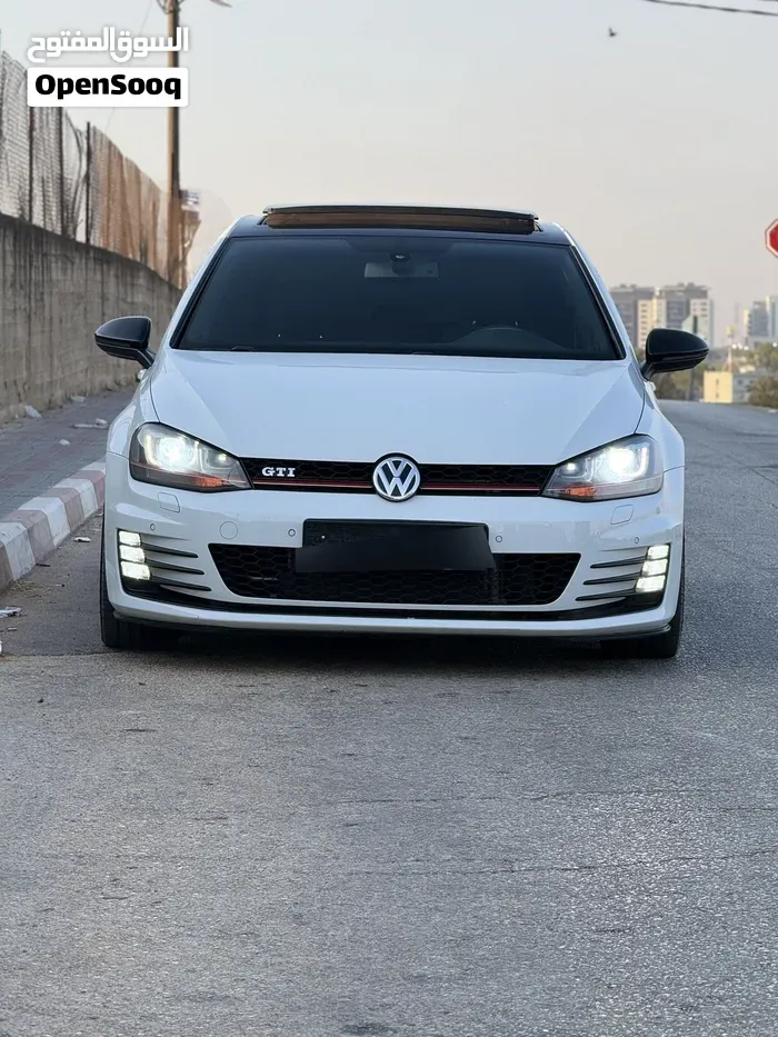 Volkswagen Golf Gti 2016 photo 2