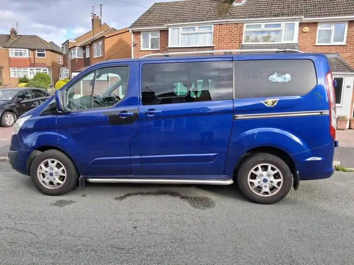 Ford Transit Custom 2015 photo 2