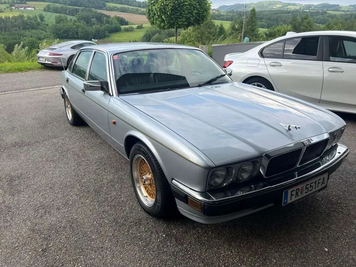 Jaguar Xj 1993 photo 3