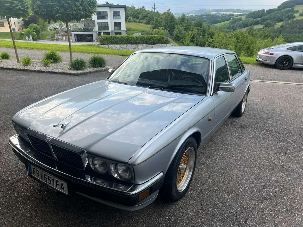 Jaguar Xj 1993 photo 2