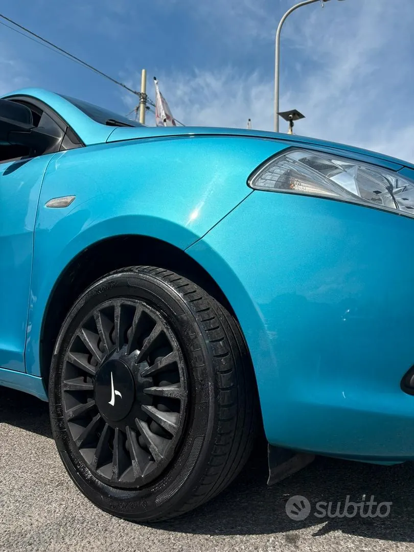 Lancia Ypsilon 2014 photo 3
