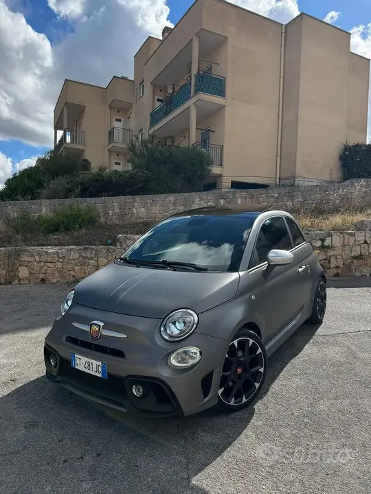 Fiat 500 Abarth 2019 photo 3
