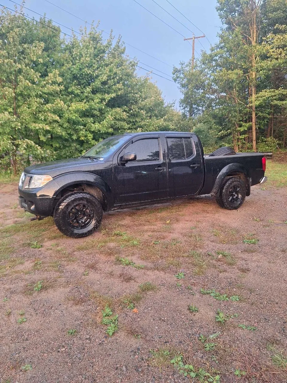 Nissan Frontier 2015 photo 5