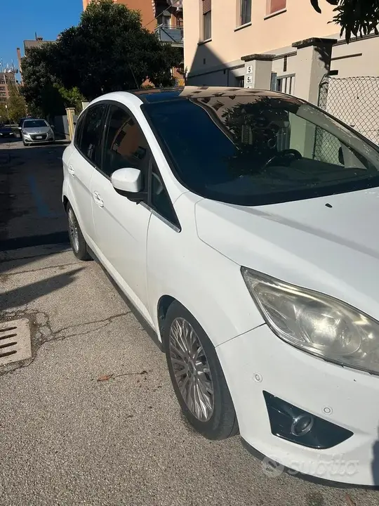 Ford C-Max 2011 photo 4