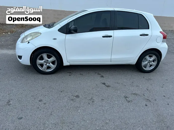 Toyota Yaris 2010 photo 5