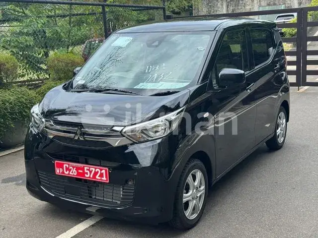 Mitsubishi Ek Wagon 2024 photo 3