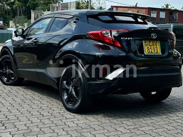 Toyota Chr 2017 photo 2