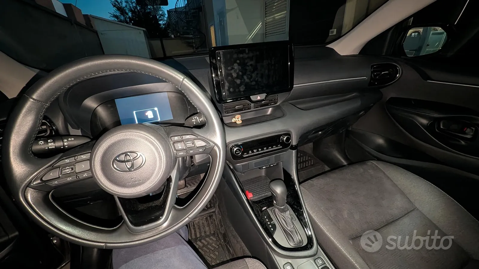 Toyota Yaris 2025 photo 4