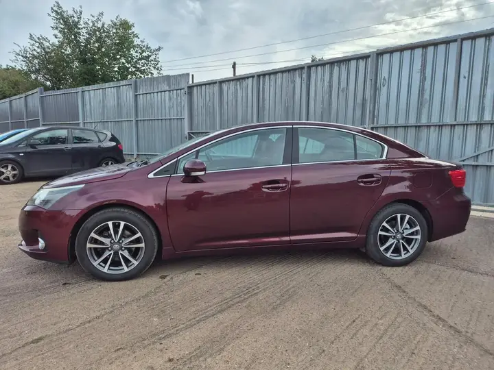 Toyota Avensis 2015 photo 3