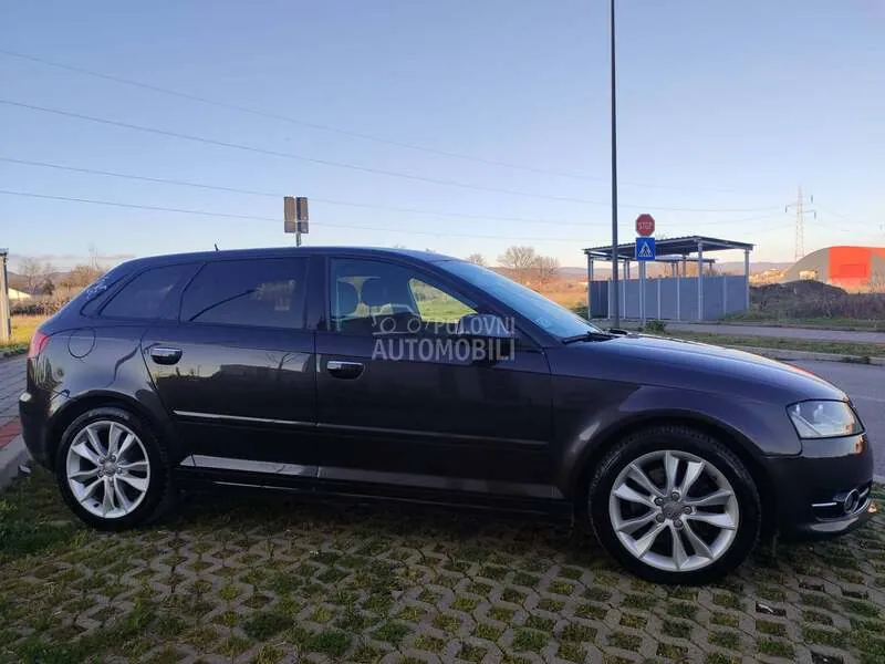 Audi A3 2010 photo 5