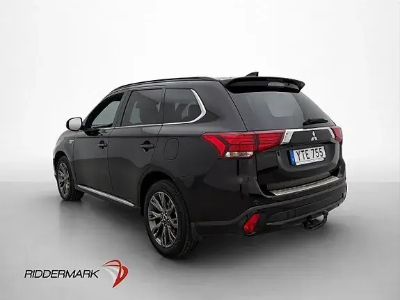Mitsubishi Outlander 2018 photo 2
