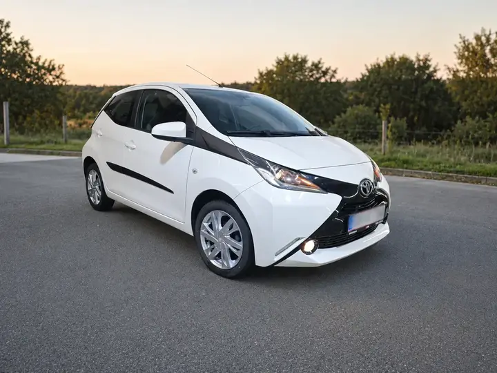Toyota Aygo 2016 photo 2