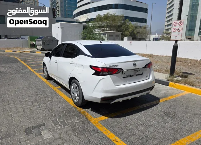 Nissan Sunny 2022 photo 4