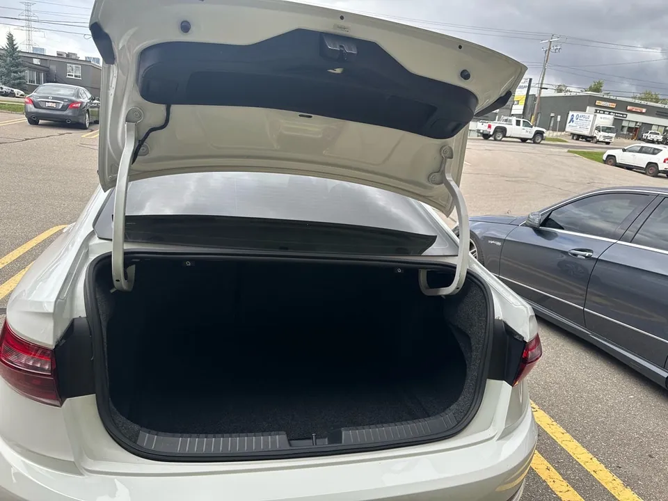 Volkswagen Jetta 2020 photo 4