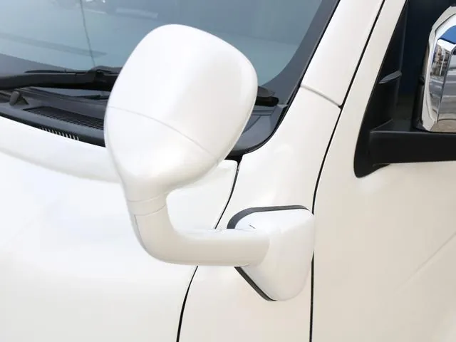 Toyota Hiace 2023 photo 5