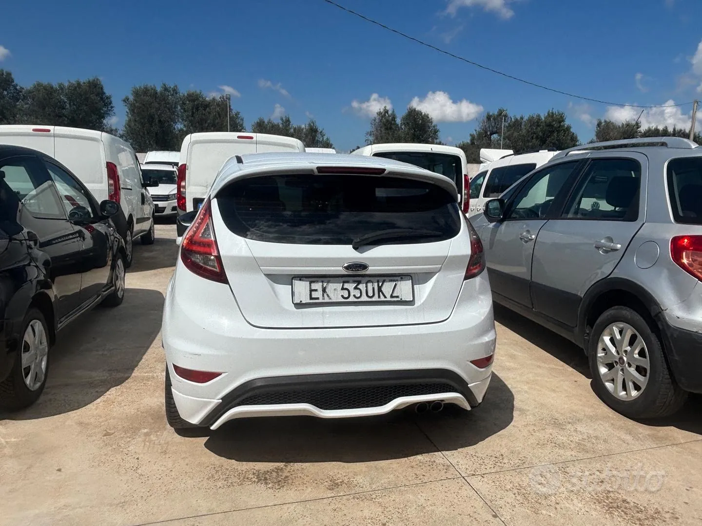 Ford Fiesta 2011 photo 3