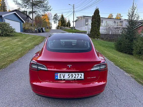 Tesla Model 3 2019 photo 4