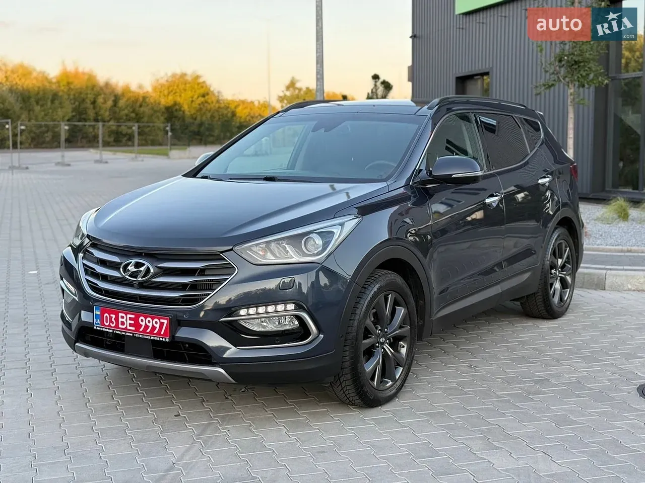 Hyundai Santa Fe 2016 photo 2