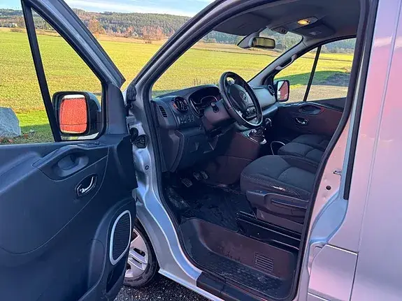 Opel Vivaro 2017 photo 5