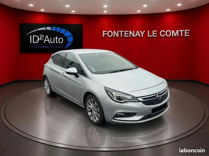 Opel Astra 2018 photo 3