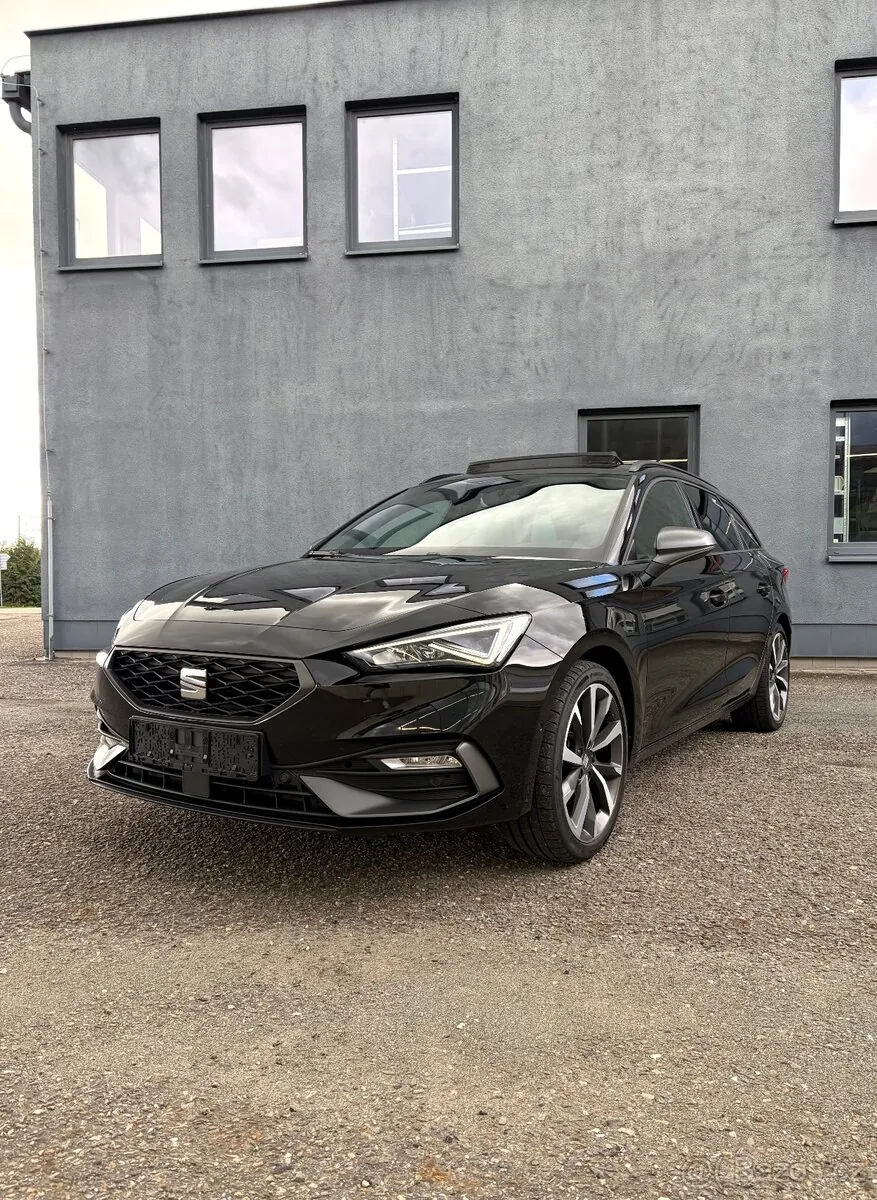 Seat Leon 2022 photo 2