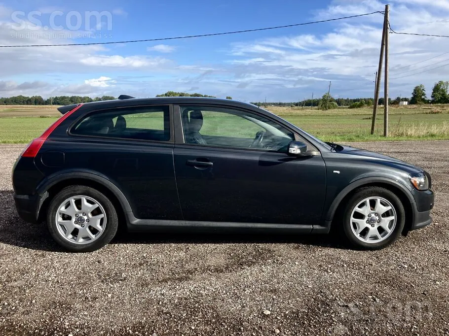 Volvo C30 2009 photo 2
