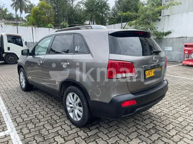 Kia Sorento 2012 photo 2