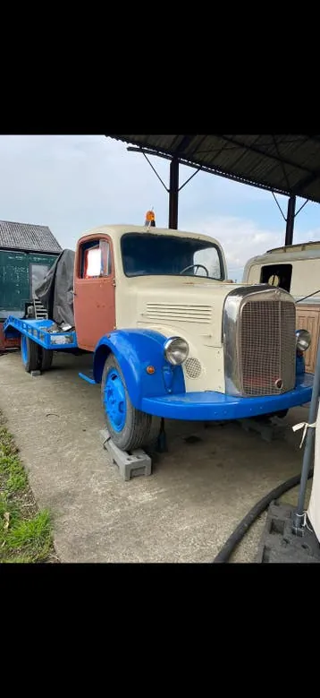 Mercedes-Benz L311/L312