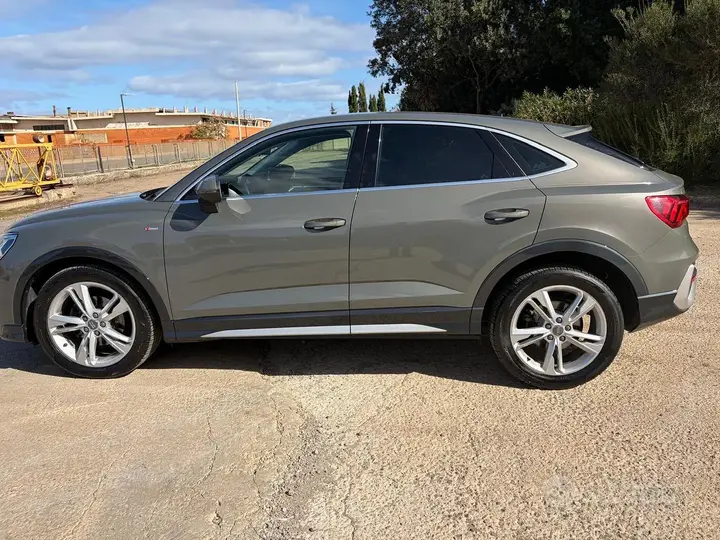 Audi Q3 2020 photo 2