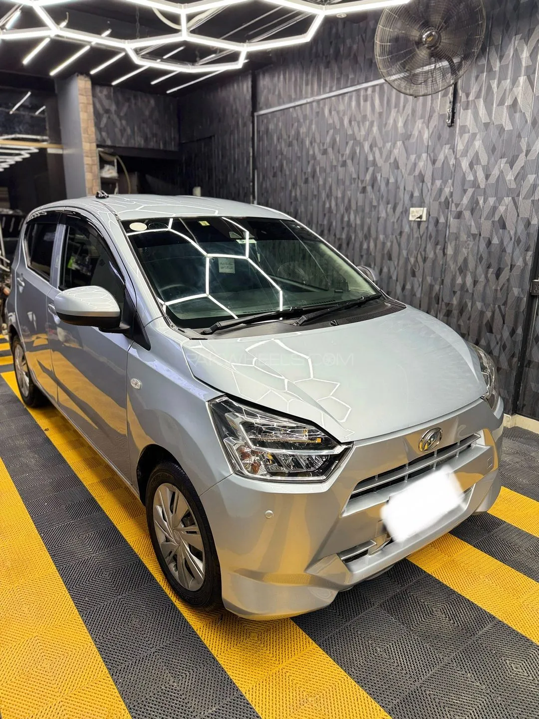 Daihatsu Mira