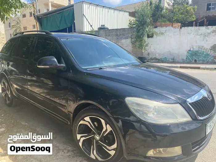Skoda Octavia 2012 photo 3
