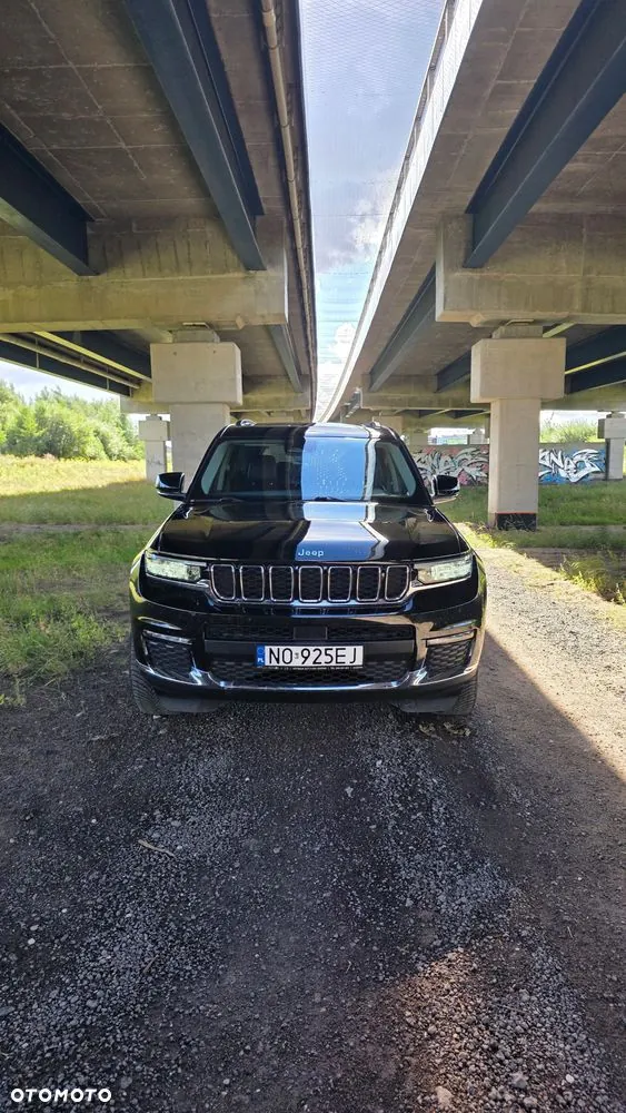 Jeep Grand Cherokee 2022 photo 2
