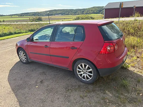 Volkswagen Golf V 2005 photo 3