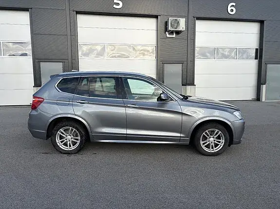 BMW X3 2014 photo 2