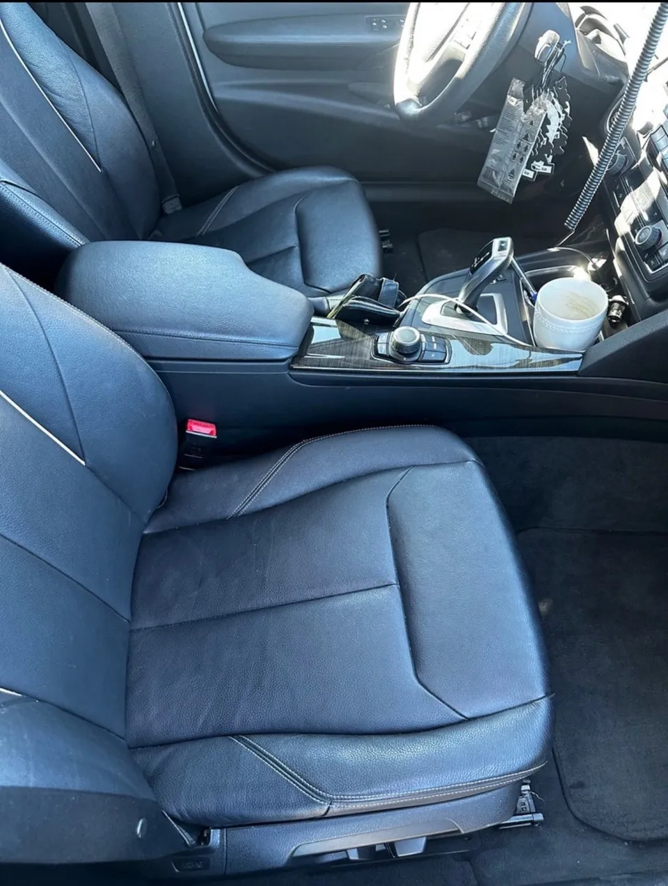 BMW 320I 2013 photo 3
