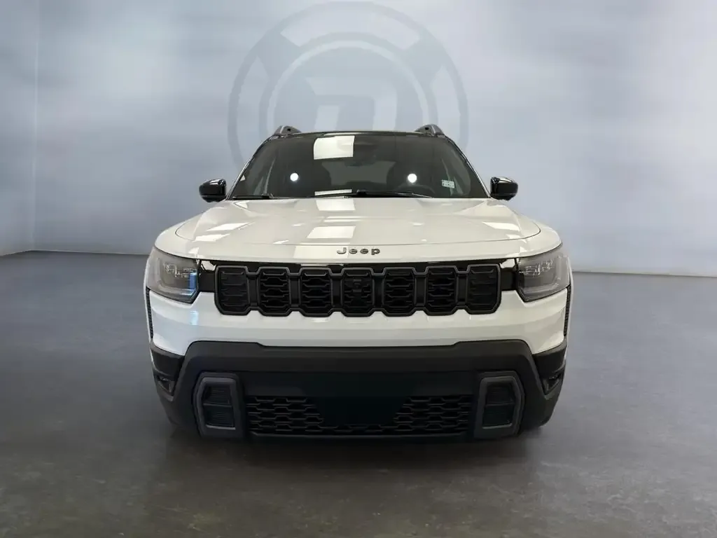 Jeep Cherokee 2026 photo 2